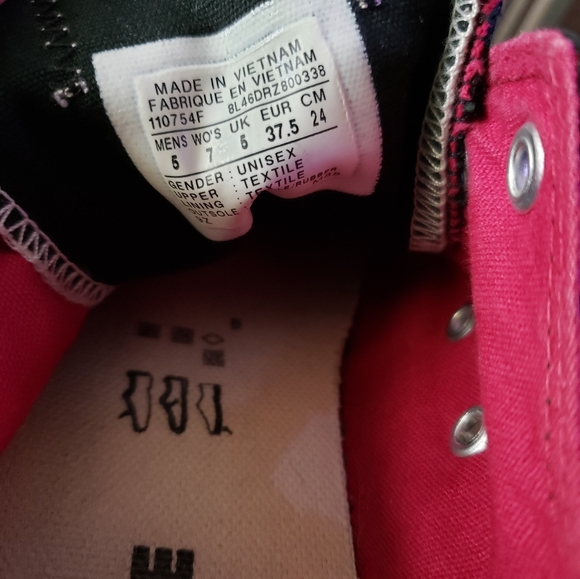 EUC CTAS low top kicks with double tongue pink lining (5M / 7W) - Picture 3 of 7